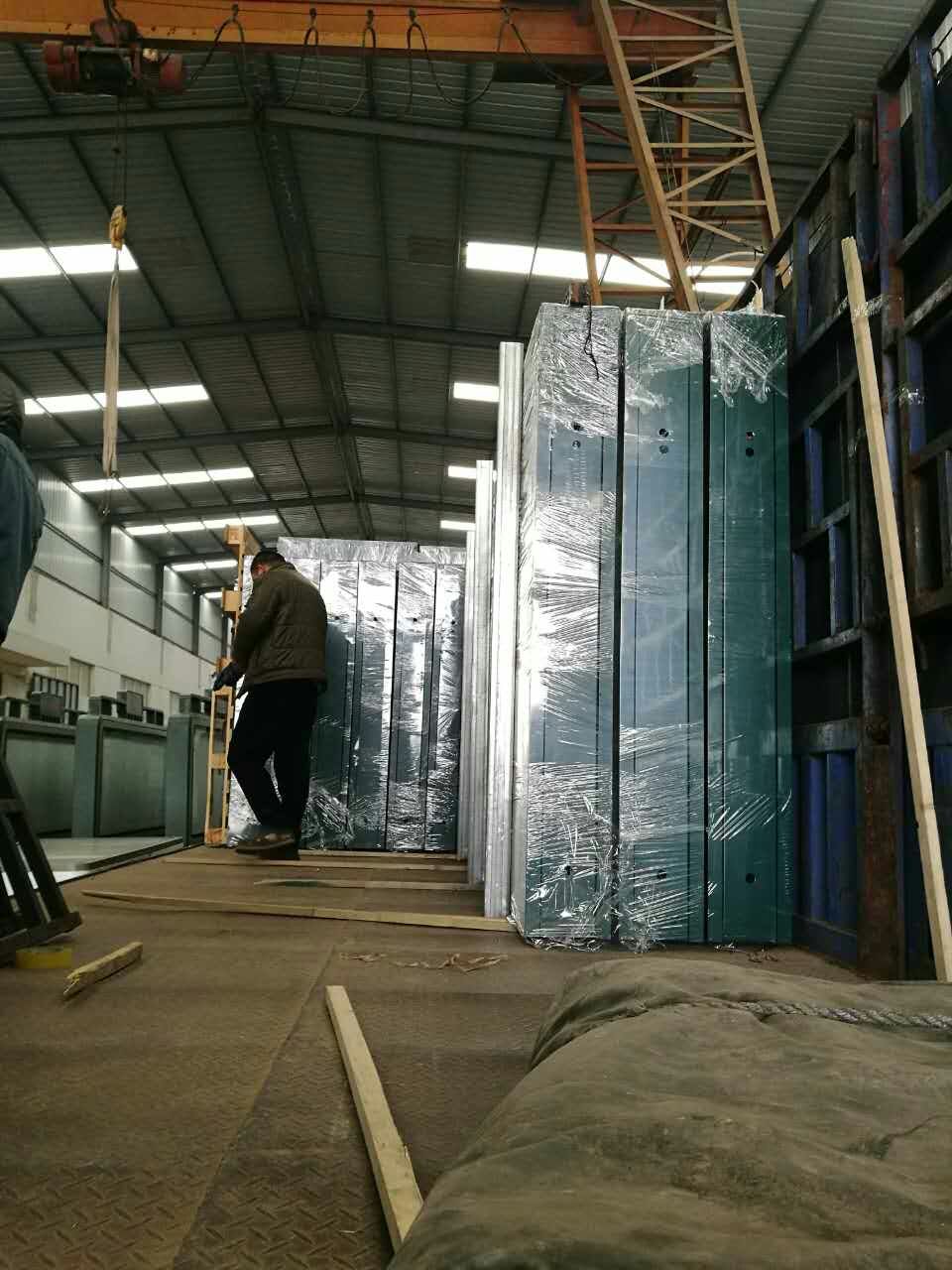 <a href=http://www.jscskj.com/ target=_blank class=infotextkey>候車亭</a>